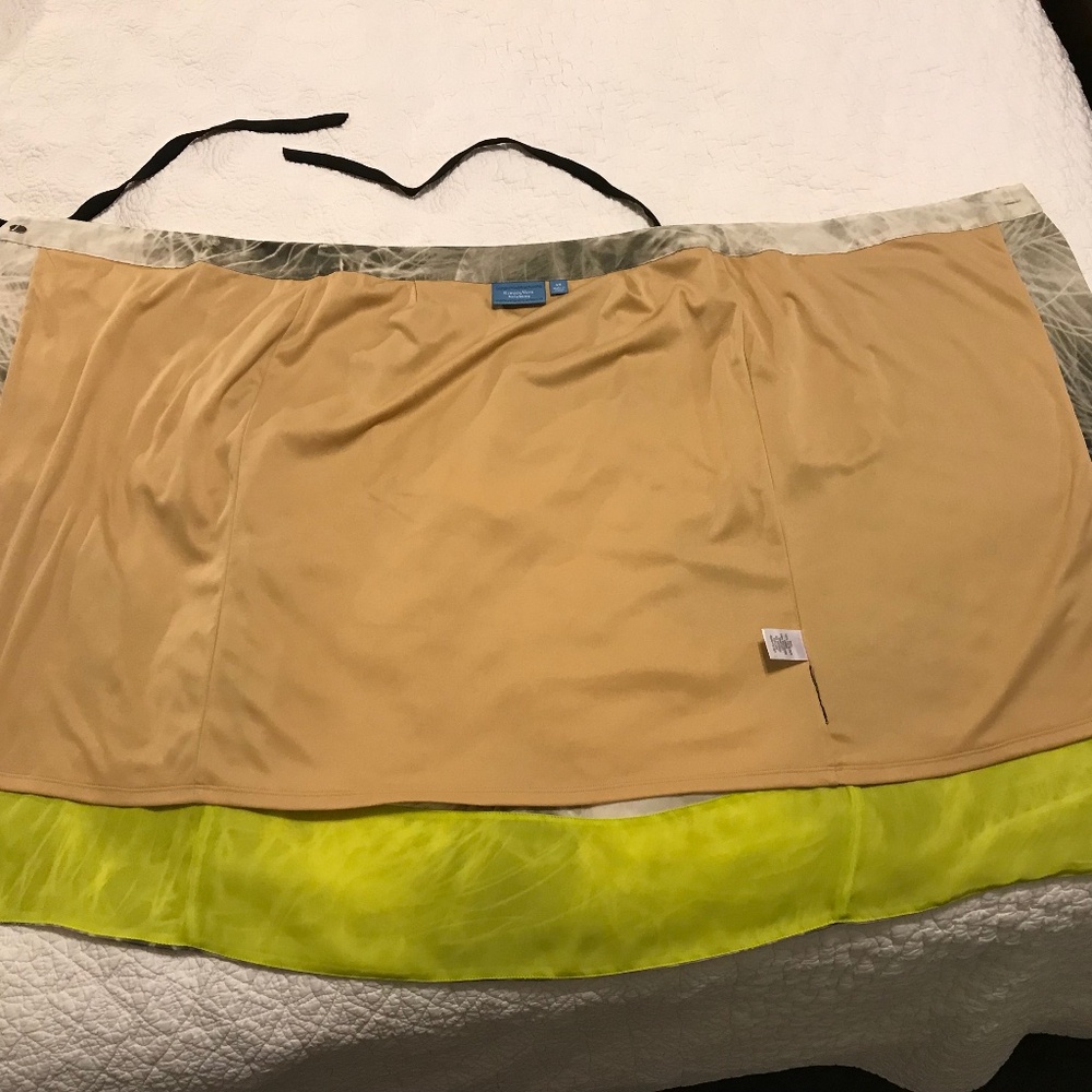 Stunning Simply Vera Vera Wang wrap skirt in black, gray & lime green (XS) - Picture 12 of 16